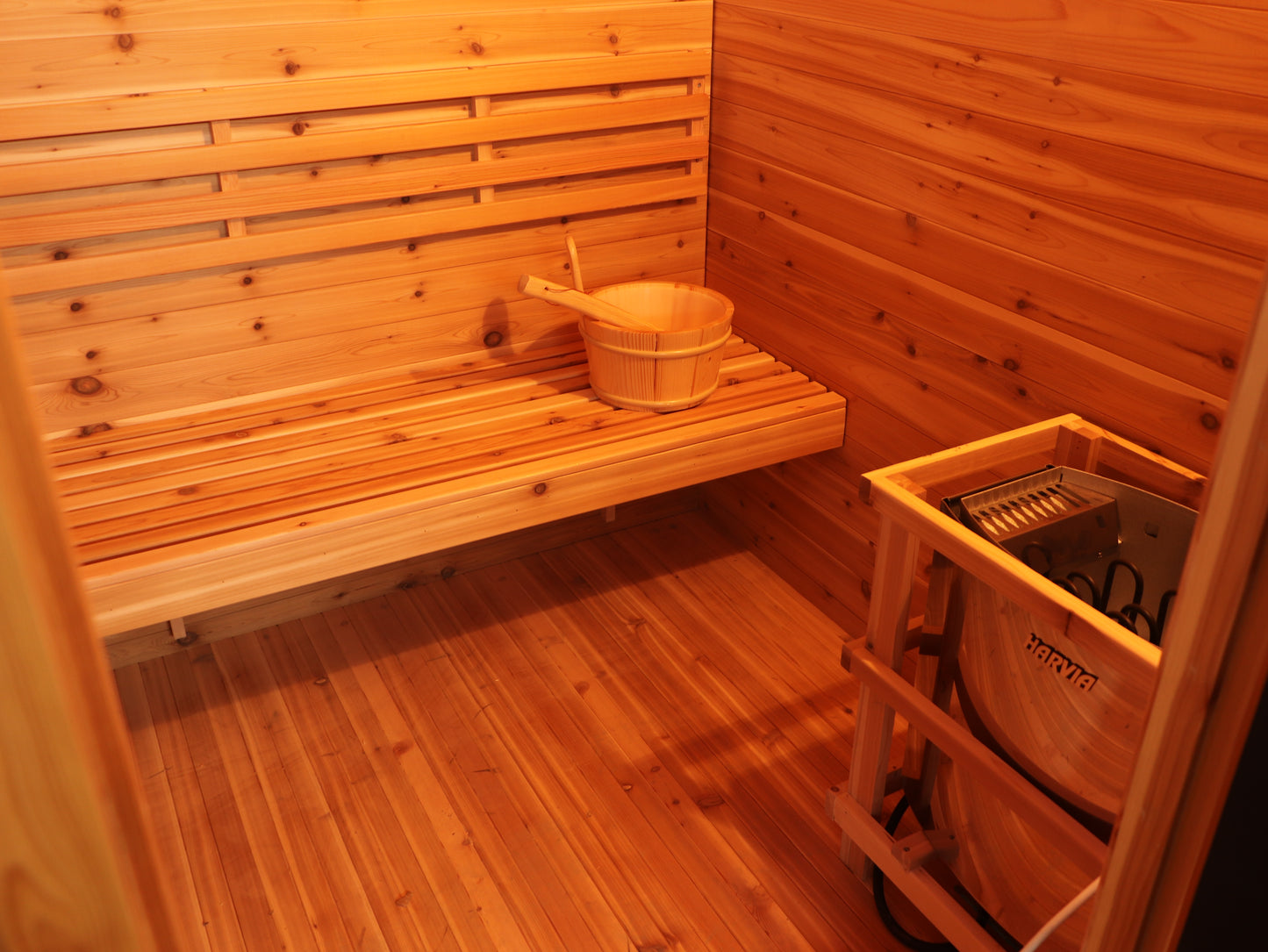 SunRay 400D5 Denali 4-Person Contemporary Outdoor Sauna
